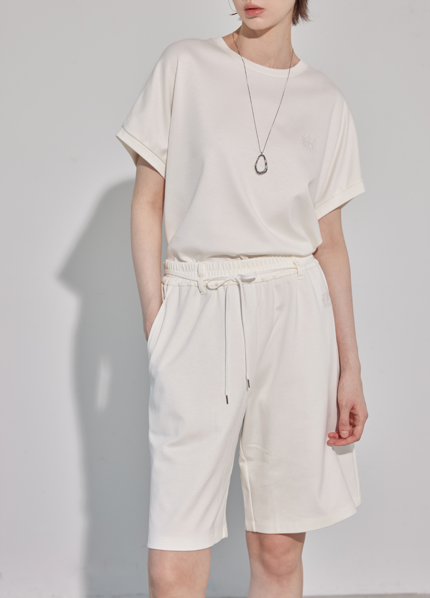 柔挺刺繡短袖棉衫